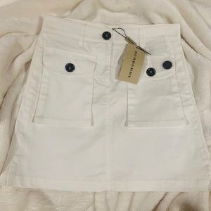 Burberry skirt new size 2